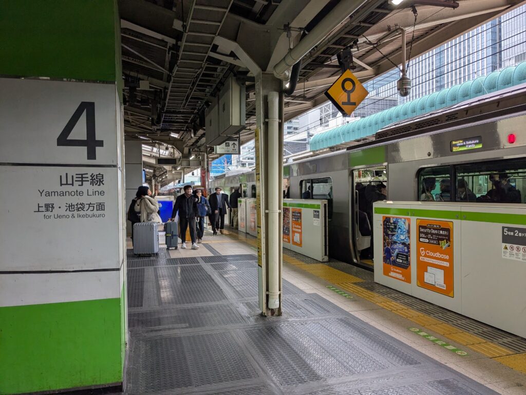 東京駅　山手線　エレベーター